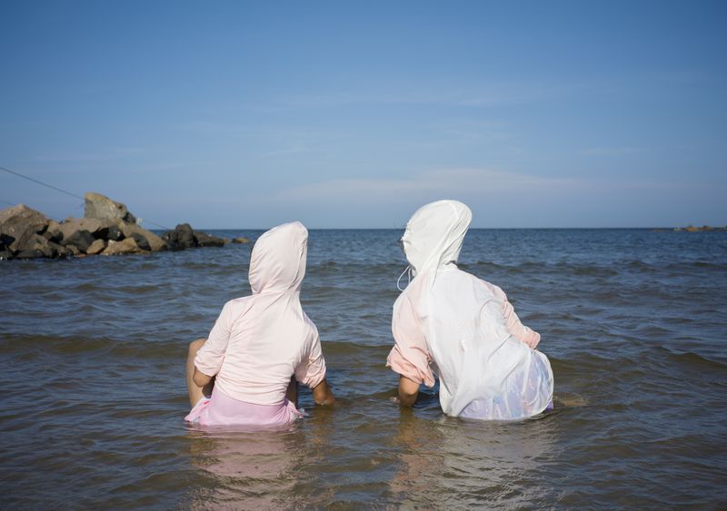 © HuaGe Shang - Image from the You Don't Know What I am Thinking photography project