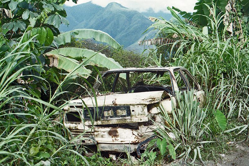 © Horacio Culaciatti - Image from the Gabinete de objetos hallados. photography project