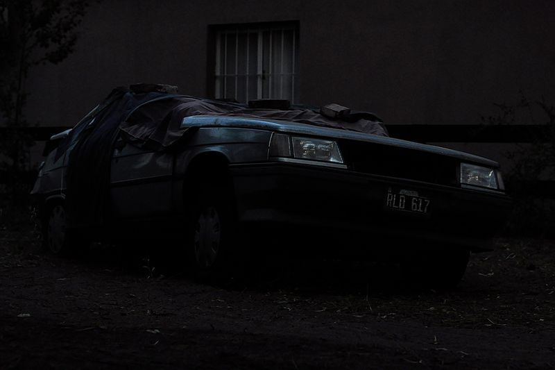 © Horacio Culaciatti - Image from the Gabinete de objetos hallados. photography project