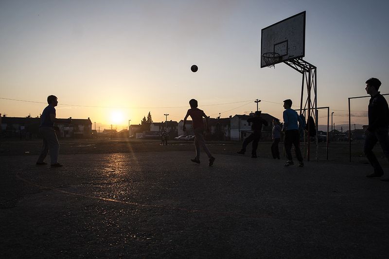 © Gianmarco Maraviglia - Camp Konic, Podgorica, Montenegro. Children playing basketball in the camp.