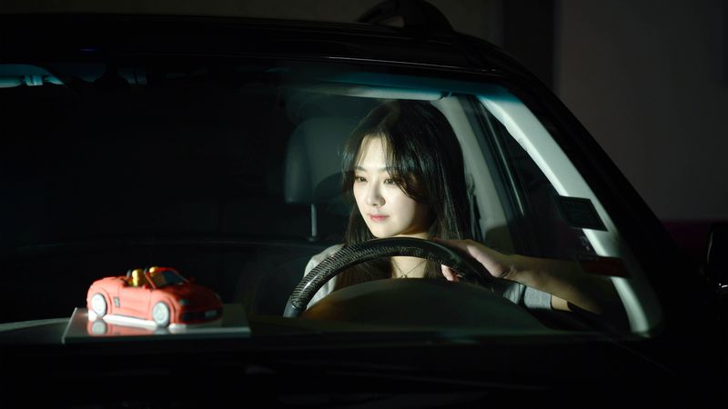 © iamhay - Koo Minji was born in January 27th, 1995.