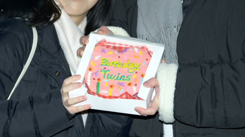 © iamhay - They are twins.