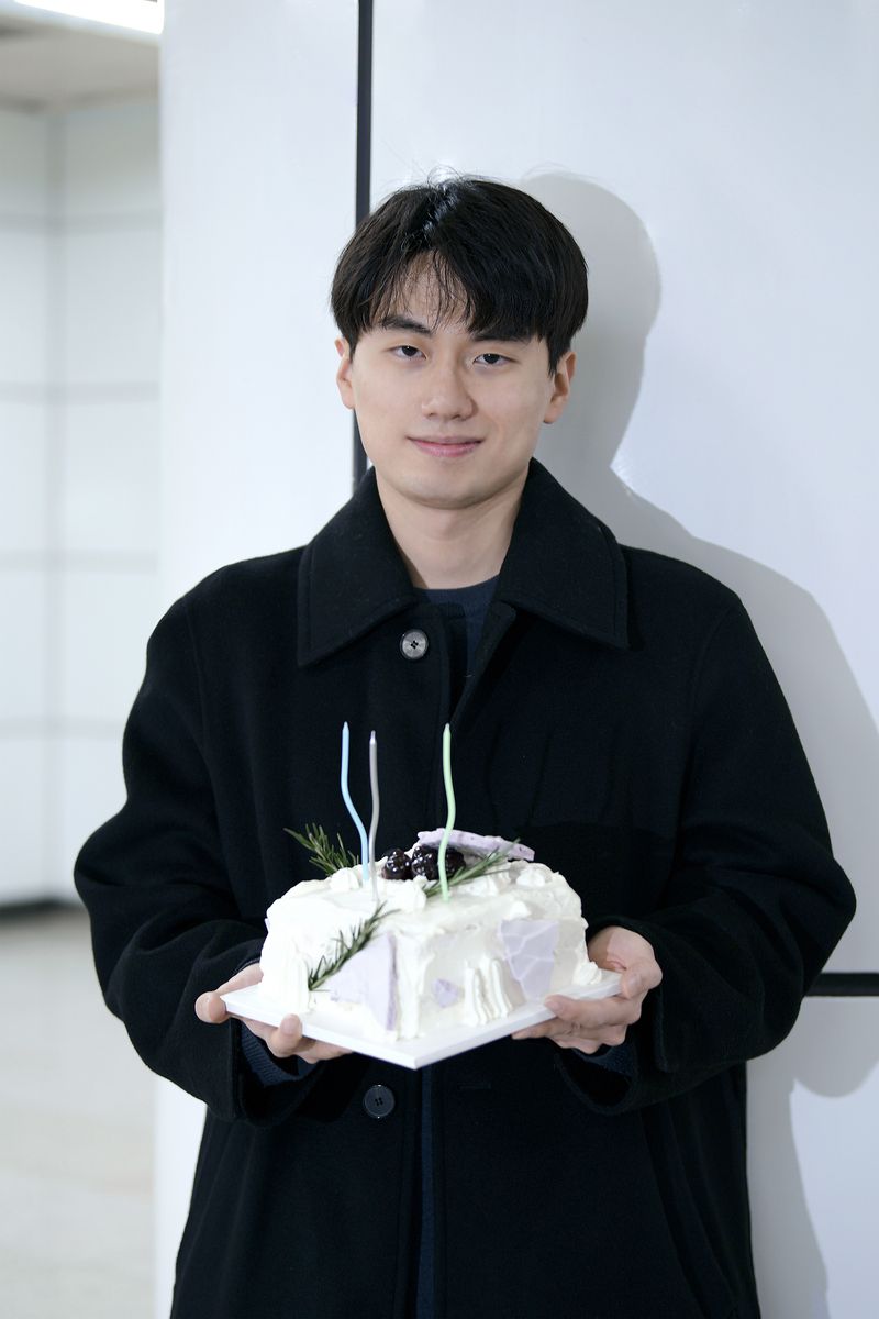 © iamhay - Yang Chanyoung borned in January 27th, 1998.