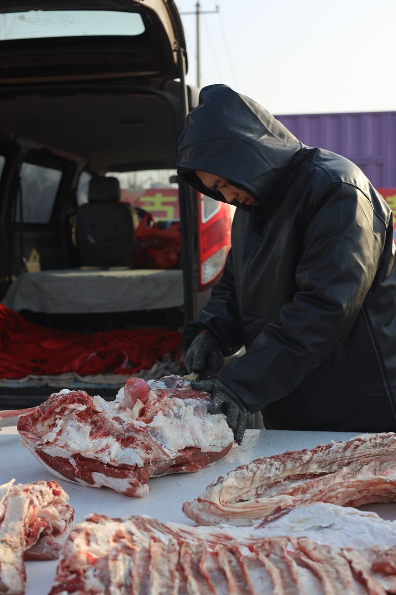 © yixu wang - Image from the Home is where the smoke rises photography project