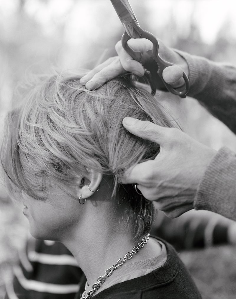 © Lucy Reback - Image from the Feathers to Flesh photography project