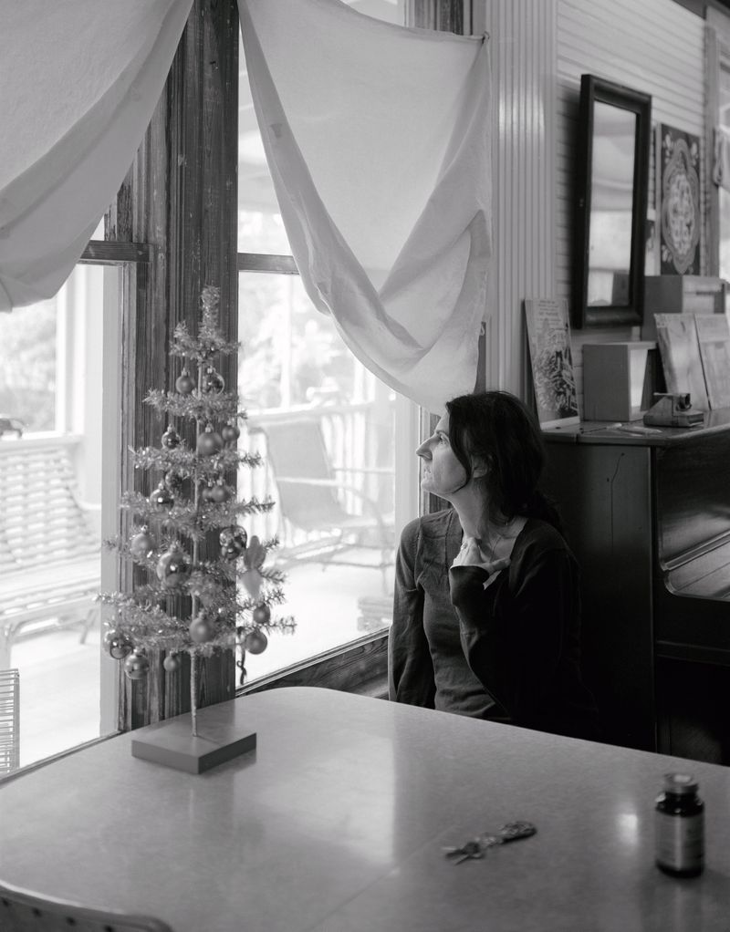 © Lucy Reback - Image from the Feathers to Flesh photography project