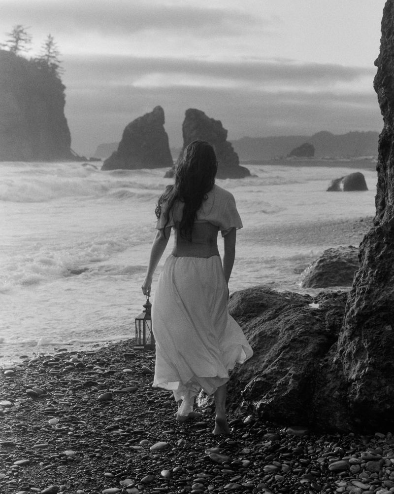 © Dakota Sebourn - Image from the Galdr photography project