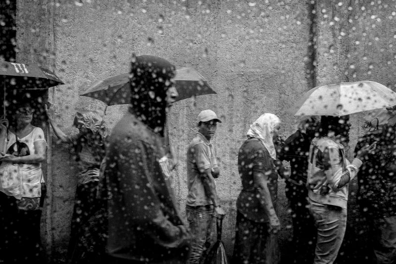 © Fabiola Ferrero - Image from the Venezuela: Blurred in despair photography project