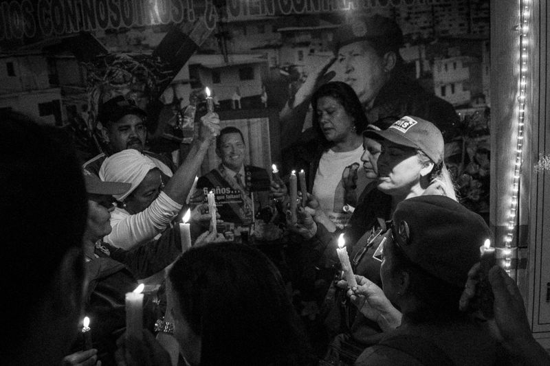 © Fabiola Ferrero - Image from the Venezuela: Blurred in despair photography project