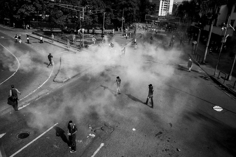 © Fabiola Ferrero - Image from the Venezuela: Blurred in despair photography project