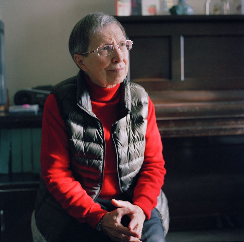 © Yang Zhou - Image from the How to Grow Old photography project