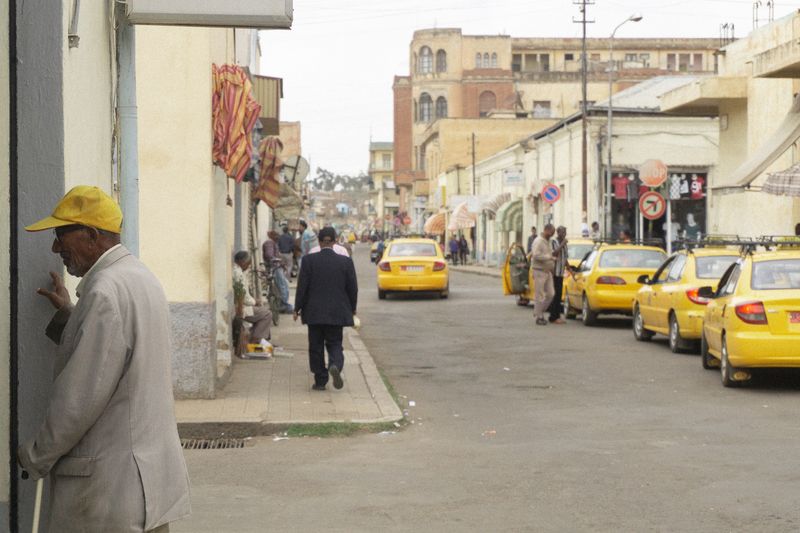 © Akberet Johanna Ghebray - Asmara / Eritrea - yellow days