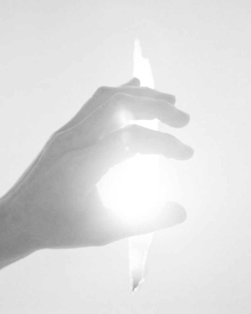 © Riccardo Androni - Image from the The disturbing realization of oneself as a continuum of fragility, suspended in time photography project