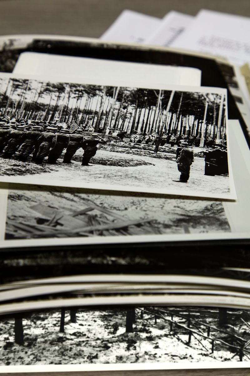 © Barbara Diener - Image from the The Rocket's Red Glare photography project