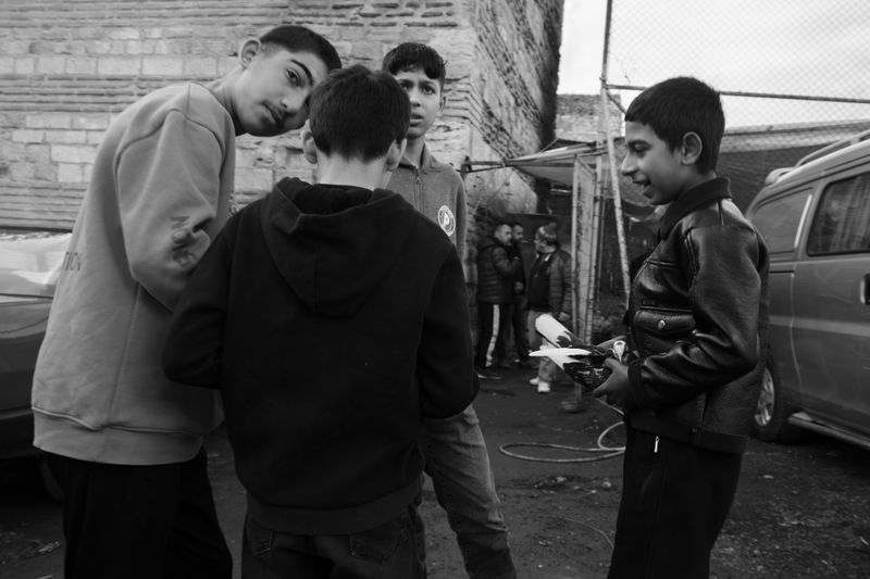 © Ali Rıza Yıldırım - Image from the Istanbul Edirnekapı Bird Bazaar photography project