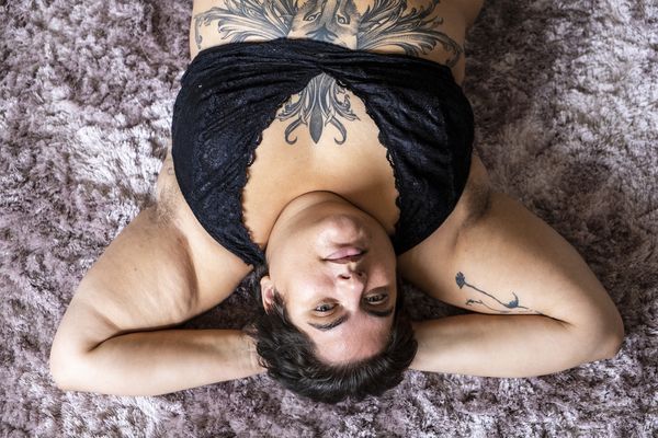 © Aline Bovard Rudaz - Image from the UN POIDS EN MOINS ? [A WEIGHT OFF MY SHOULDERS ?] photography project