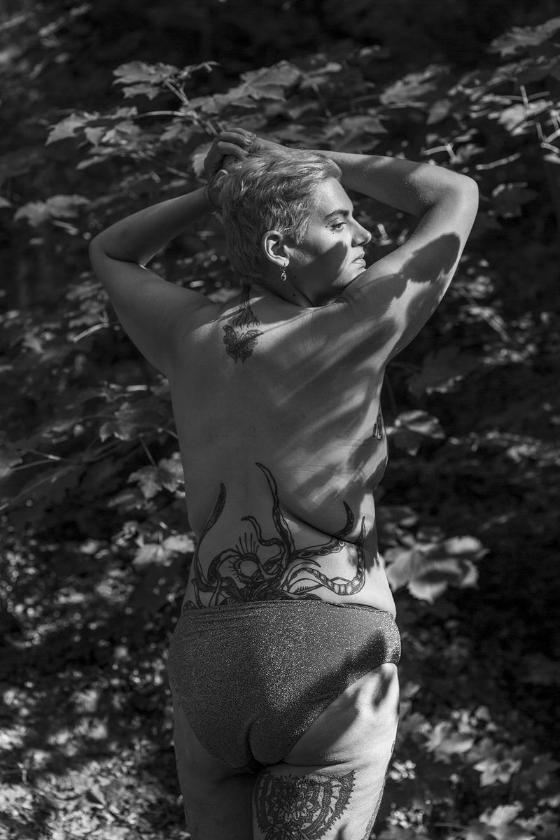© Aline Bovard Rudaz - Image from the UN POIDS EN MOINS ? [A WEIGHT OFF MY SHOULDERS ?] photography project