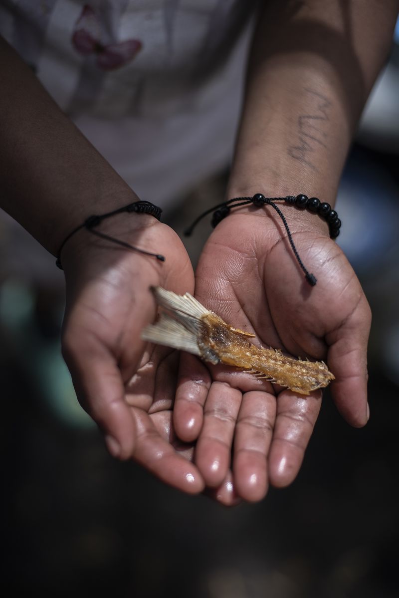 © Alejandra Arévalo - Image from the Entre otra Montaña (Between another mountain) photography project