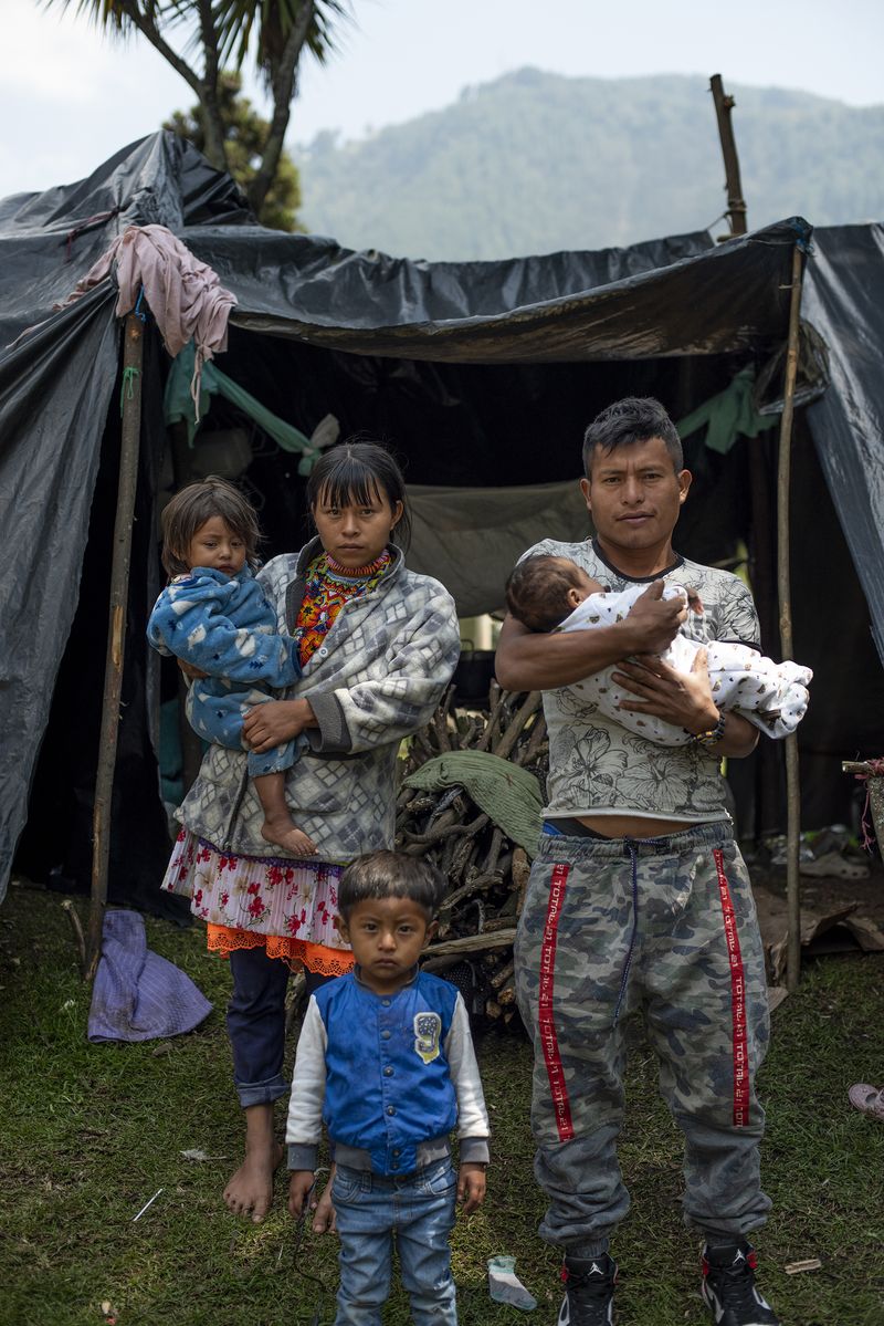 © Alejandra Arévalo - Image from the Entre otra Montaña (Between another mountain) photography project