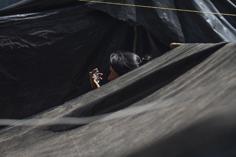 © Alejandra Arévalo - Image from the Entre otra Montaña (Between another mountain) photography project