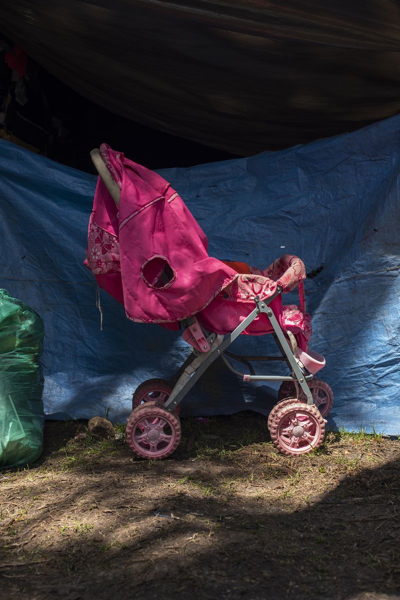 © Alejandra Arévalo - Image from the Entre otra Montaña (Between another mountain) photography project