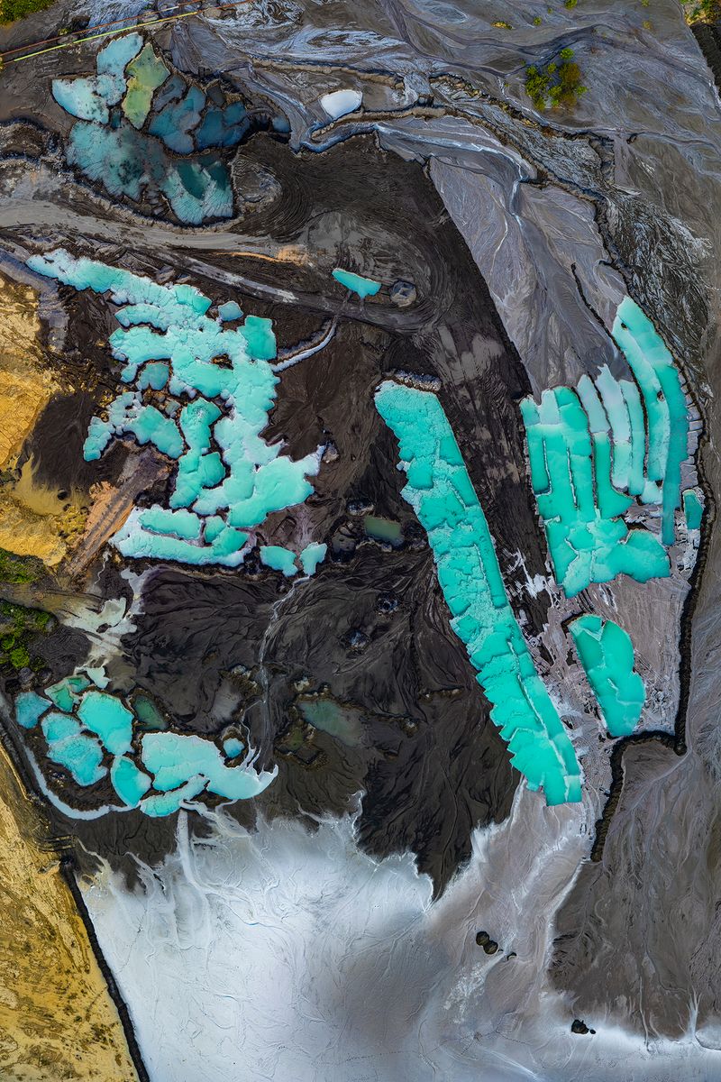 © Sebastian Bühler - Image from the Toxic Aesthetics photography project