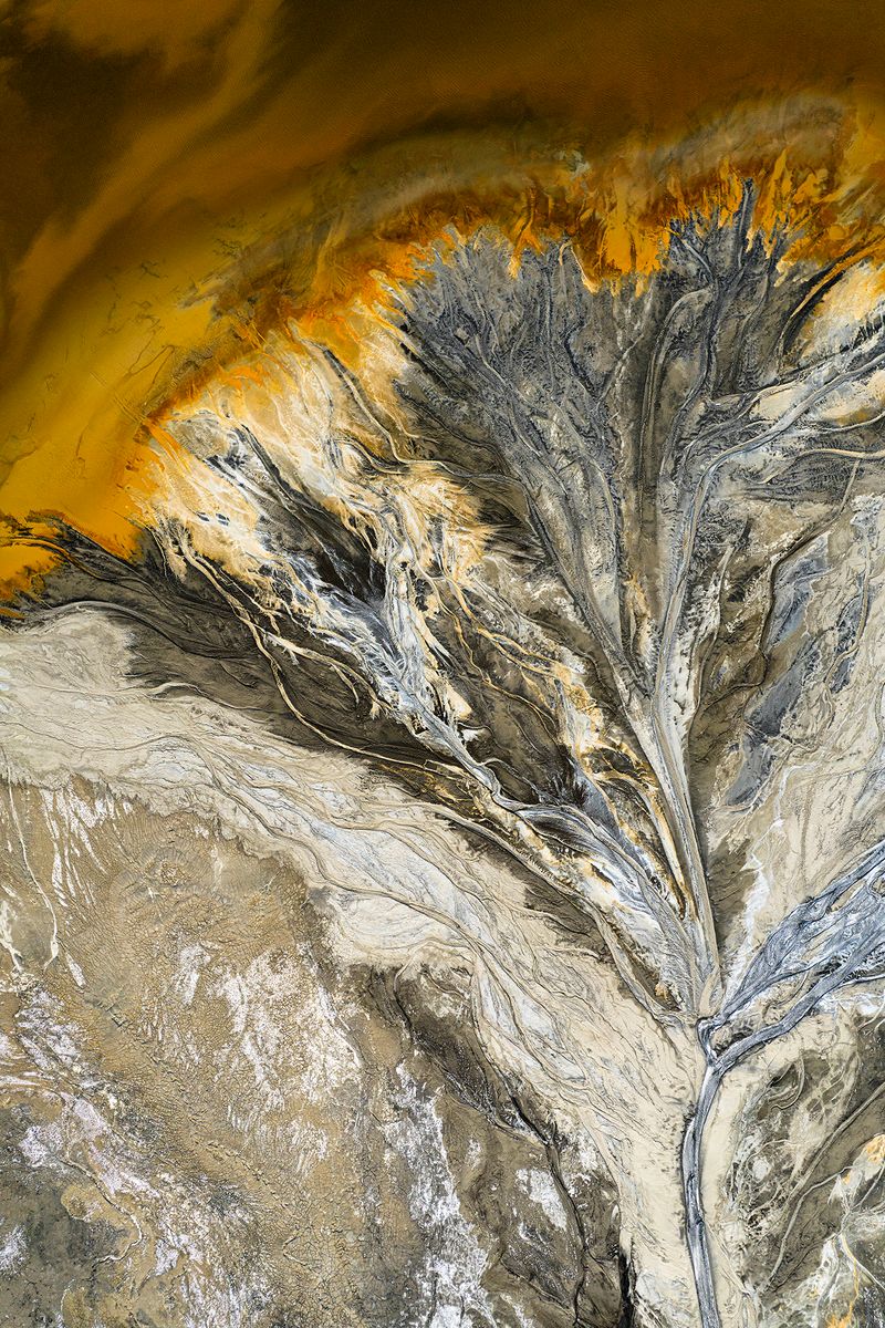 © Sebastian Bühler - Image from the Toxic Aesthetics photography project