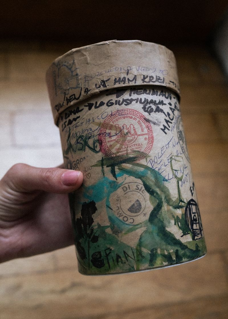 © Anežka Straková - Image from the Outside / Inside photography project