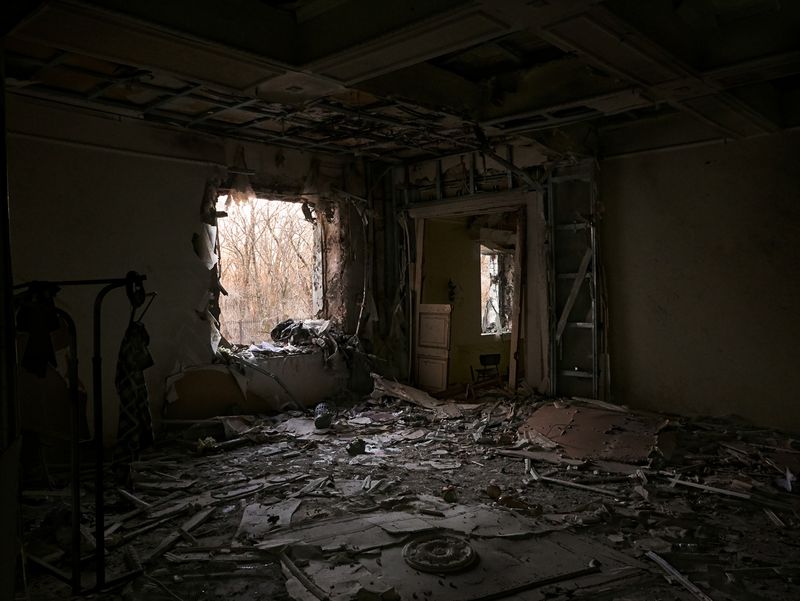 © Alfredo Bosco - Ukraine; Donbass region; Donetsk; 2015 Interior of the Chamber of Commerce and Industry of Donetsk.