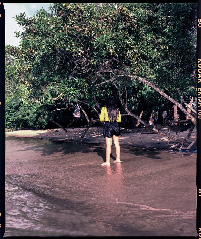 © Kelly-Ann Bobb - Image from the Vecina: Nay-bah photography project