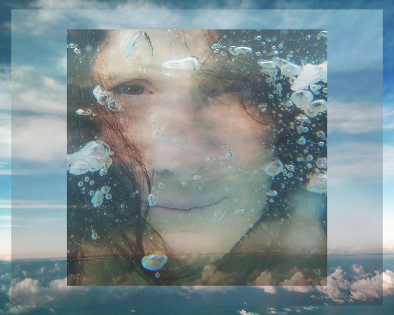 © Valerie Y O Kim - 08_Through the Looking Glass