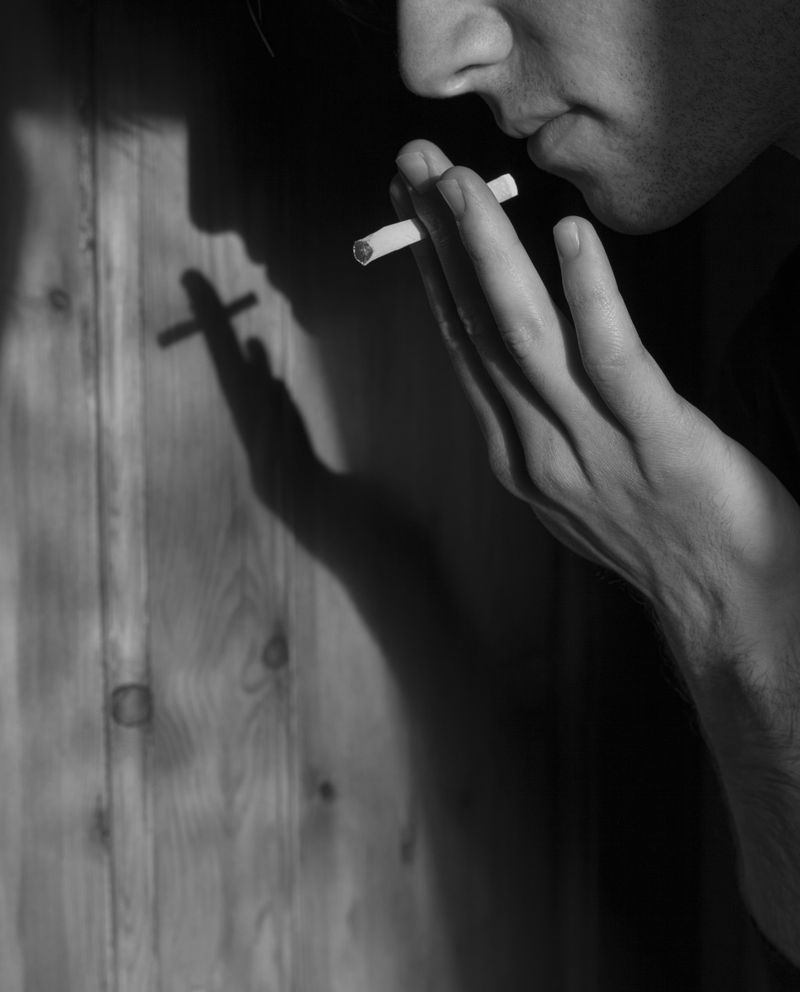 © Laura Chen - Cigarette Break