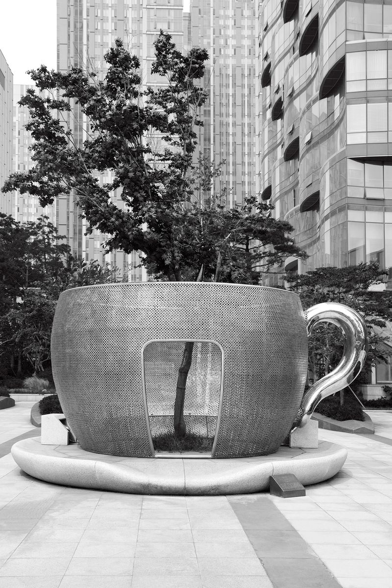 © Rebecco Ann Tess - Smart(Smart City, Songdo, Incheon, South Korea, 2015)	2017