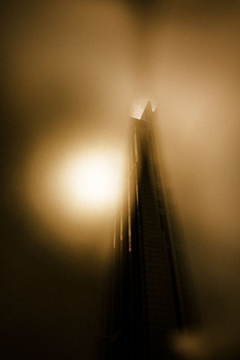 © José Roberto Bassul - Image from the Every shadow is a little bit of light photography project