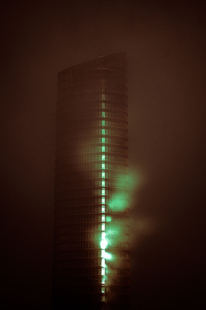 © José Roberto Bassul - Image from the Every shadow is a little bit of light photography project