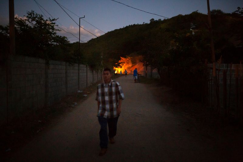 © Federico Vespignani - Image from the Por Aquí Todo Bien photography project