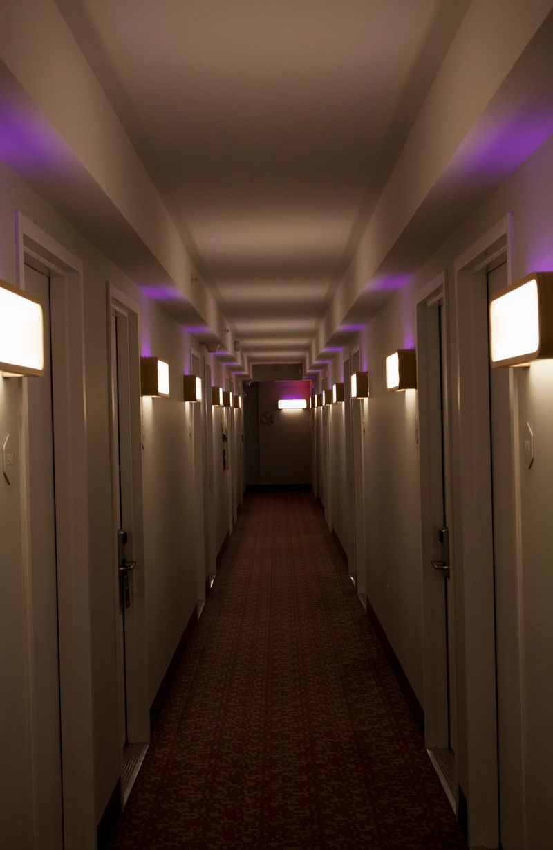 © Enrique Fraga - Image from the Terminal photography project