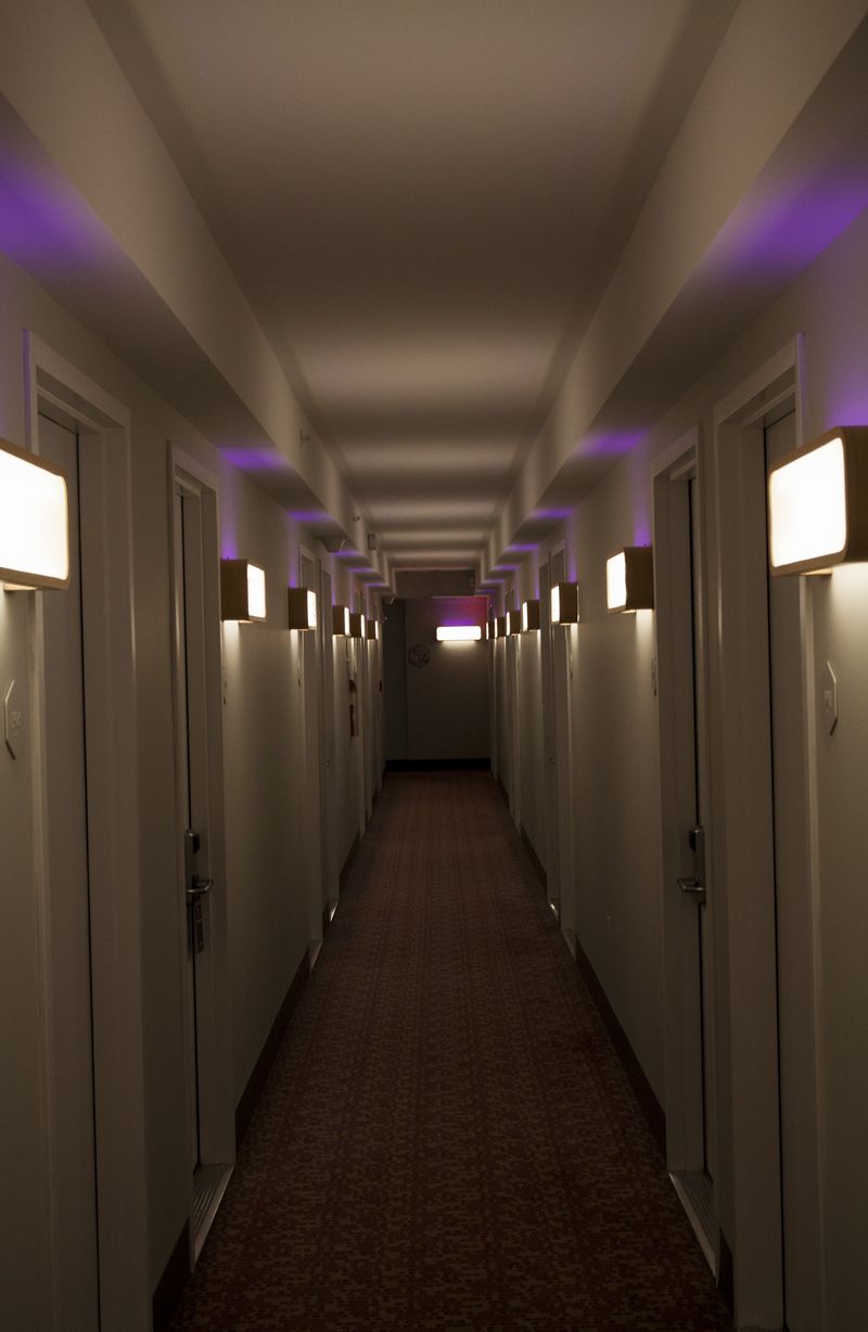 © Enrique Fraga - Image from the Terminal photography project