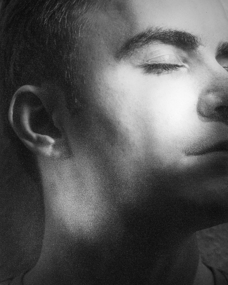 © Andy Happel - Image from the How to Disappear Completely photography project