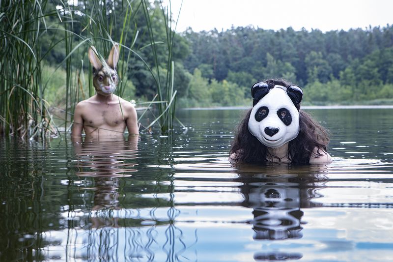 © Merav Maroody - Image from the Plastic Animals photography project