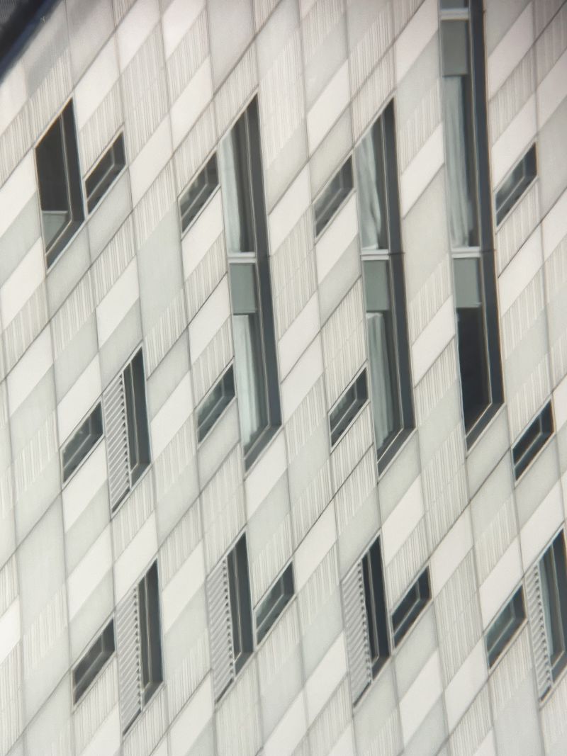 © Mimi Mollica - Image from the Moon City photography project