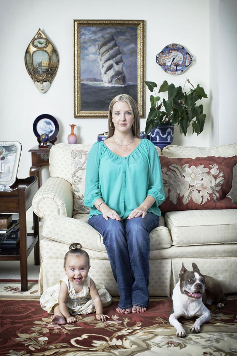 © Meredith Andrews - Single Mother - Holly