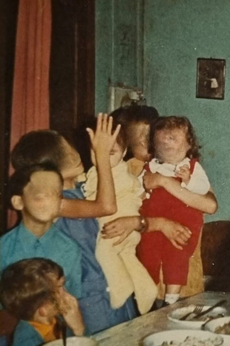 © Ana Carolina Fraga - "Kids", Digitally altered family archive photo.