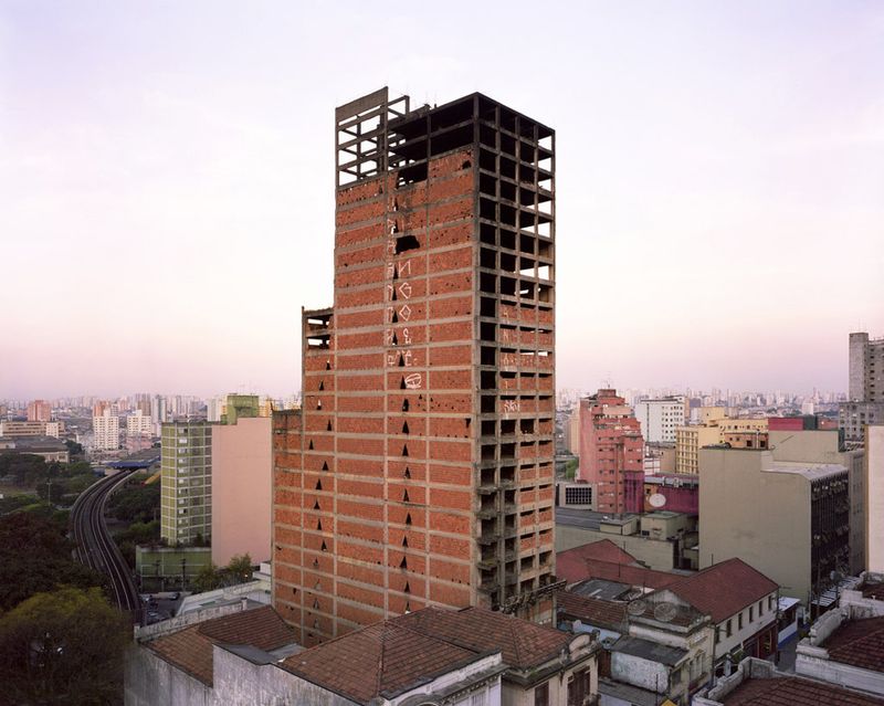 © Tatewaki Nio - Image from the Escultura do Inconsciente photography project