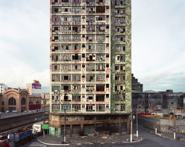 © Tatewaki Nio - 2006 Print size: 80cm x 98.5cm