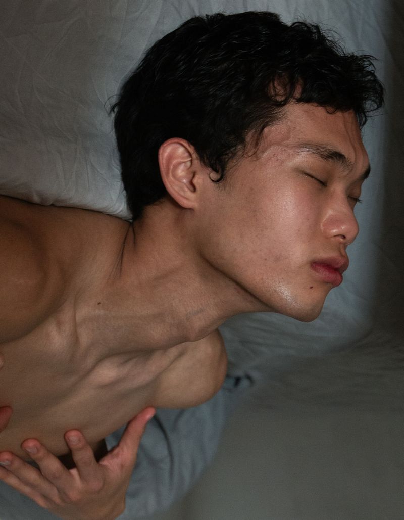 © Amélie Testenoire Lafayette - Image from the Milk & Honey photography project