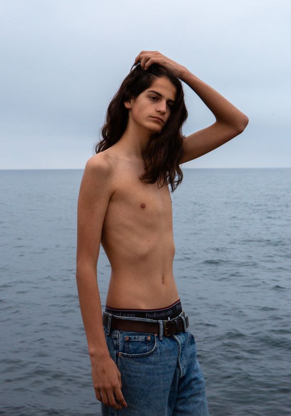 © Amélie Testenoire Lafayette - Image from the Milk & Honey photography project