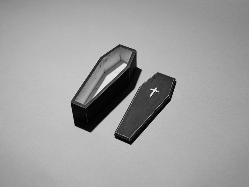 © Jenna Garrett - Image from the Teeth of the Wolf photography project