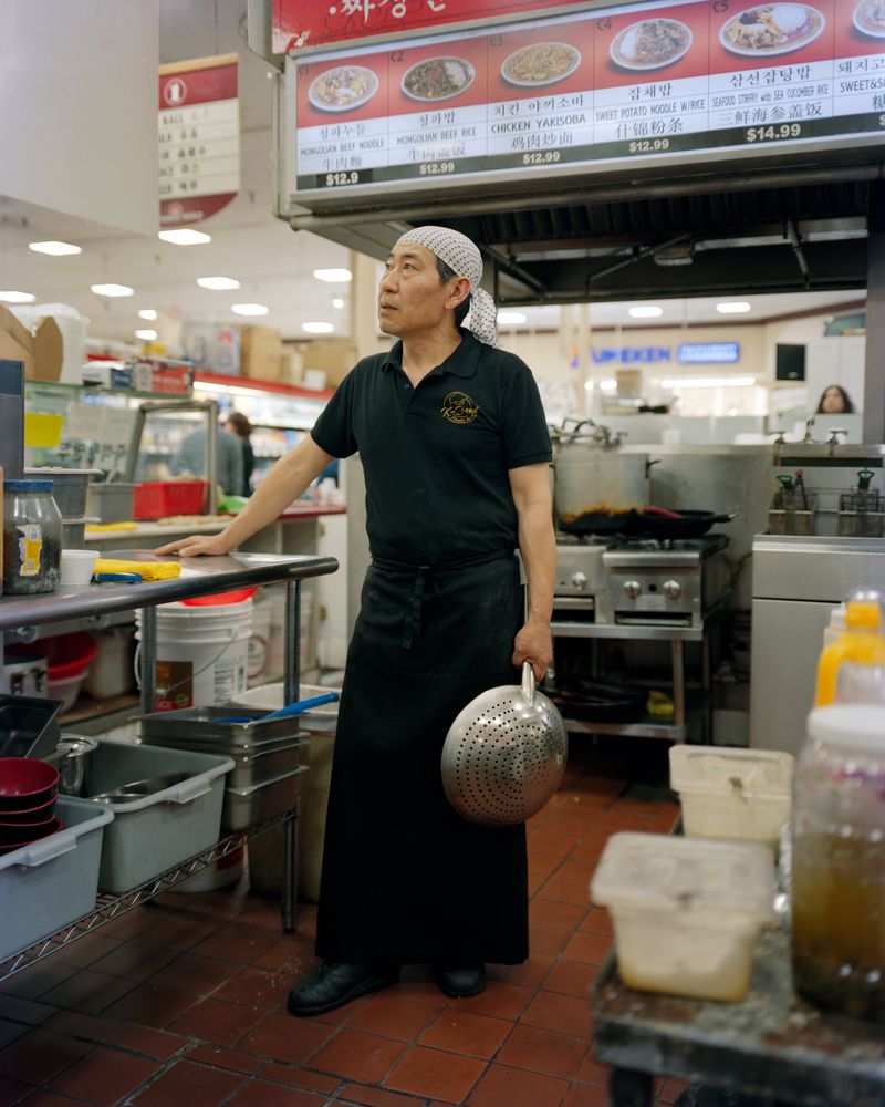© Dawn Kim - The cook after the lunch rush, Diamond Bar, California, 2024