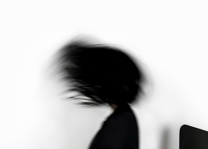 © SEULKI Ki - Headache,77x108cm, Archival pigment print, 2018
